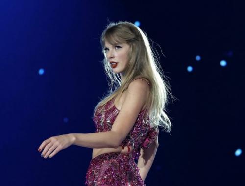 Какие оттенки шатена выбирают знаменитости этого сезона. Каштановый цвет волос 2024: как выбрать свой идеальный оттенок