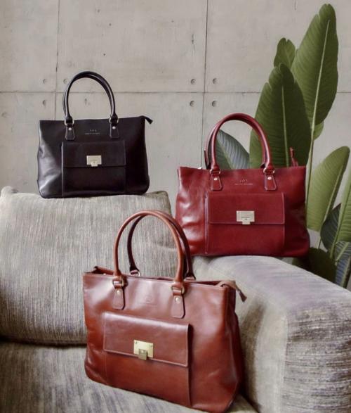 Как подобрать обувь к черной короткой куртке: лучшие варианты 08