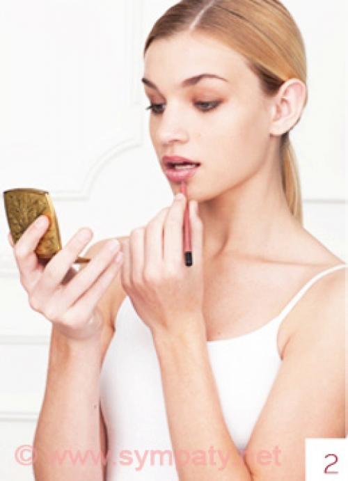 Как правильно наносить и фиксировать красную помаду. Пошаговая инструкция по нанесению красной помады: