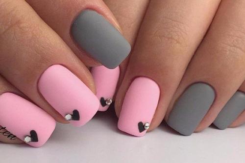 Маникюр серый с розовым. Серо-розовый маникюр: новинки