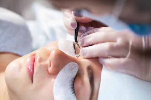 Ламинирование ресниц уход. Ламинирование ресниц: что это, как делается, сколько времени занимает