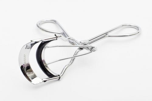 Как создать идеальный изгиб ресниц для куклы в 2D мире 01