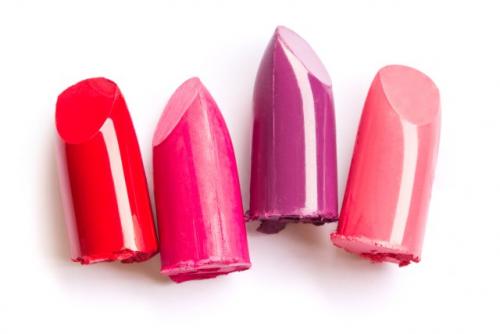 Можно ли использовать один аппликатор для разных оттенков теней или помады. Можно ли использовать помаду вместо теней?