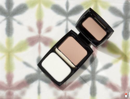 Как лучше наносить NYX HD Studio Foundation — кистью, спонжом или пальцами. Точка отсчета: что такое тональная основа?