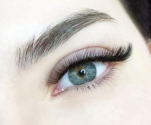 Когда не стоит делать ресницы изгиб C. Какие бывают изгибы ресниц? 11