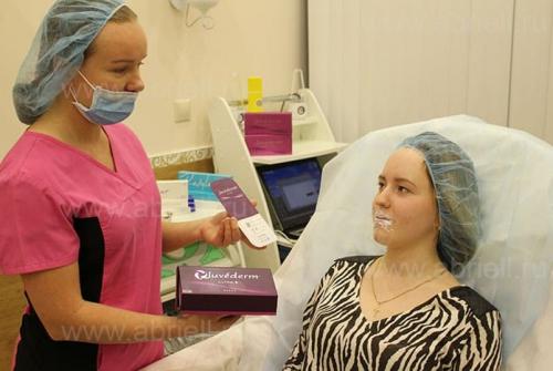 Увеличение губ гиалуроновой кислотой. Этапы процедуры увеличение губ гиалуроновой кислотой 02 Увеличение губ гиалуроновой кислотой. Этапы процедуры увеличение губ гиалуроновой кислотой 02