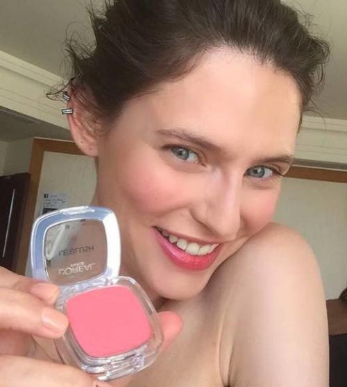 Какие оттенки румян подходят для различных типов кожи. Белоснежкам посвящается: какие румяна подойдут для светлой кожи?