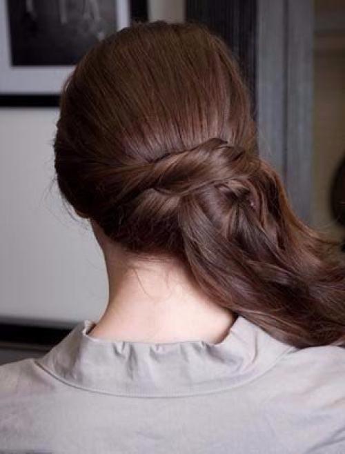 Низкая прическа на бок. 05