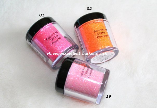 Глиттер. (Англ.  Glitter - блестки; средство макияжа, придающее блеск. 02
