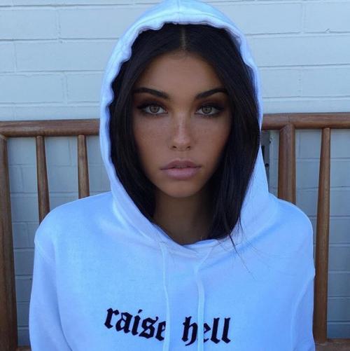 ? 5. Бьюти - приложений? 01