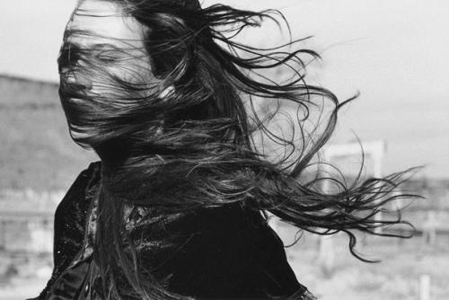 fem 1song\_1character. - Подростковый всплеск гормонов, искалечивший не одну сотню самых нежных девичьих лиц, не прошёл и мимо лица матсукавы. 01