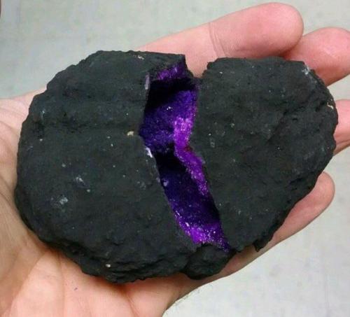 Царь 2 принял обязанности и теперь будет все время кидать сюда главы, зарисовки, которые не вошли в фик, и черновики. 01 Царь 2 принял обязанности и теперь будет все время кидать сюда главы, зарисовки, которые не вошли в фик, и черновики. 01