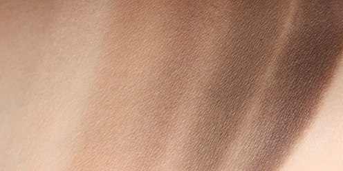 А как на счет, ставшей уже классикой, темы матовых теней нюдовых оттенков! 06