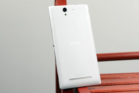 Обзор смартфона Sony Xperia C3: упячка по себячкам. 01 Обзор смартфона Sony Xperia C3: упячка по себячкам. 01