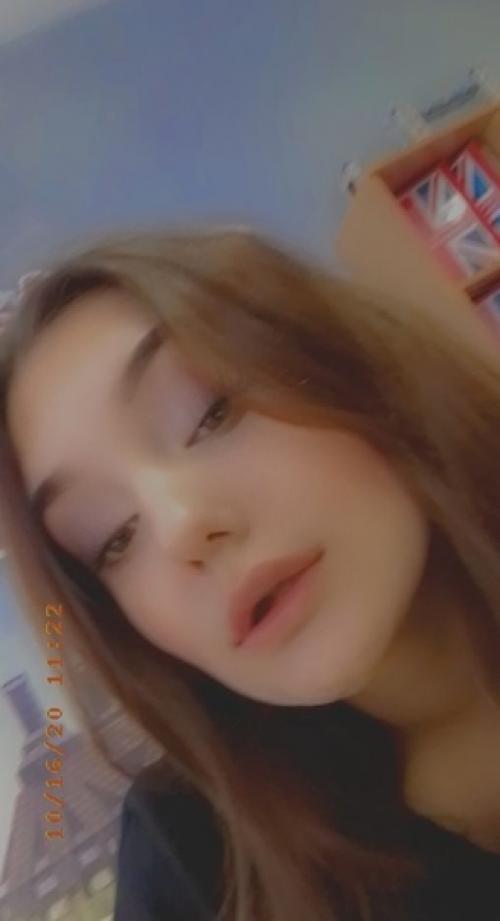 Мне 15 лет, после 9 класса хочу пойти на паркмахера визажиста, как думаете, стоит? 04