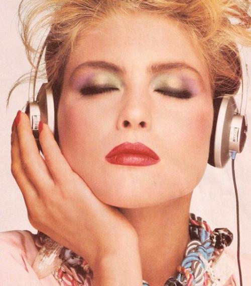 История подводки для глаз: что изменилось за 100 лет? 06 История подводки для глаз: что изменилось за 100 лет? 06