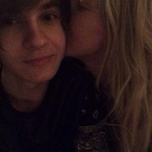 Сегодня утром я в объятиях Влада проснулась. 01 Сегодня утром я в объятиях Влада проснулась. 01