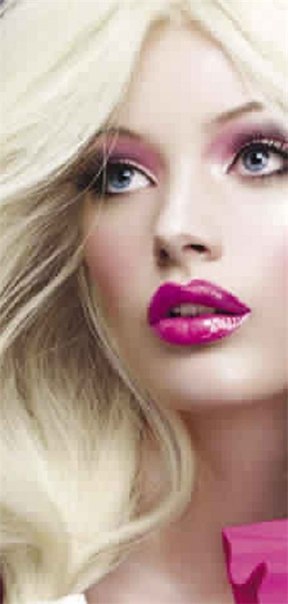 Макияж губ.  Для того чтобы сделать свои губы красивыми, необходимо их хорошо очистить. 01