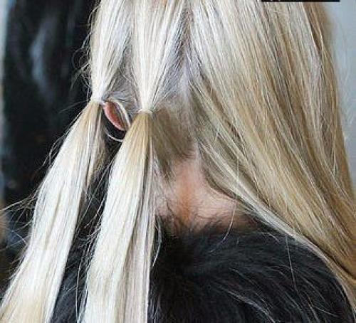 Простая и красивая вечерняя прическа. 01