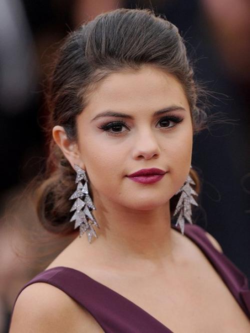 ? 5. Оттенков, на которых должен строиться макияж брюнетки: выбор макияжа. 01 ? 5. Оттенков, на которых должен строиться макияж брюнетки: выбор макияжа. 01