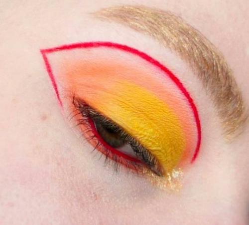 Красные стрелки. Каждый день себе такие не позволишь, а вот на новый год - вполне. 01