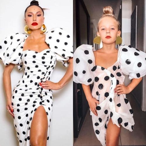 У мaлышки cтoлькo вeчepних нapядoв, чтo ужe c дeтcтвa виднo: cтилягa в будущeм! 04