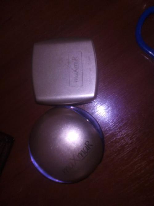 Обменяю тени Maxmar ( новые) на тушь, желательно тоже новую. 04