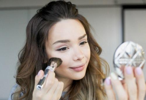 Как сделать контуринг лица при помощи макияжа? 04