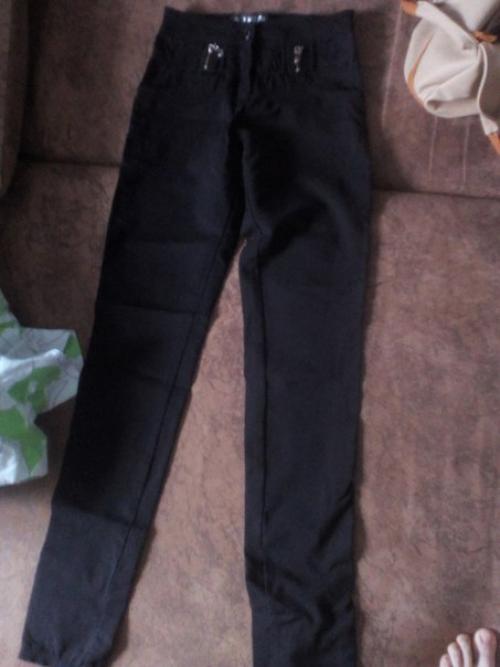 Обменяю тени Maxmar ( новые) на тушь, желательно тоже новую. 08