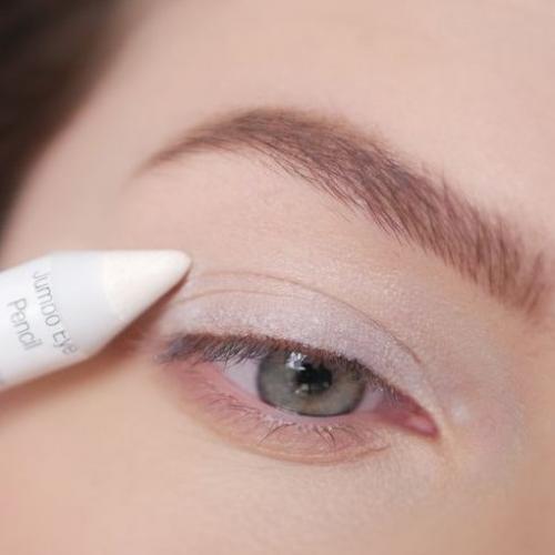 Эффект бабочки: как повторить макияж глаз с показа Jill Stuart? 01 Эффект бабочки: как повторить макияж глаз с показа Jill Stuart? 01