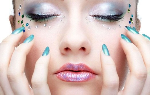 Невероятный и красивый макияж на новый год. 02 Невероятный и красивый макияж на новый год. 02