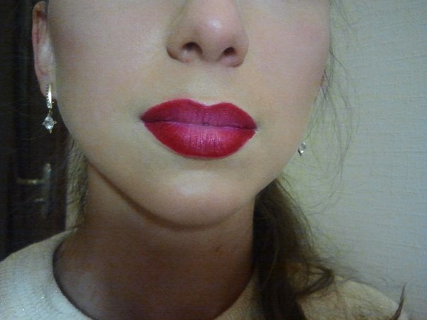 Сегодня научила Ирочку делать себе макияж. 06