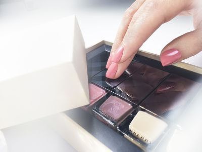 Burberry коллекция макияжа English Rose весна лето 2014. 03 Burberry коллекция макияжа English Rose весна лето 2014. 03