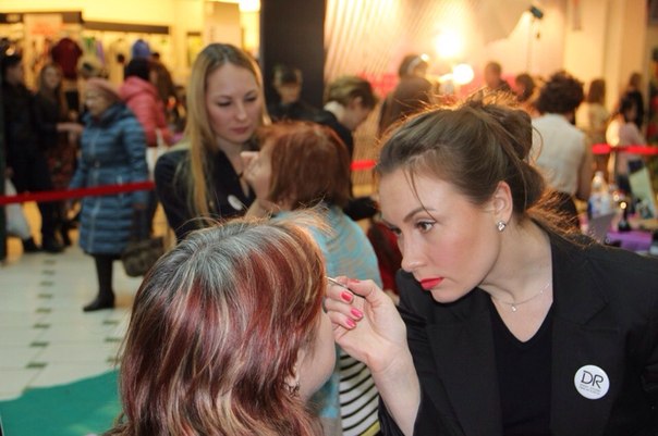 Студия макияжа Дмитрия Ряшина объявляет новый набор на курс Макияж для себя  5 занятий и. 03