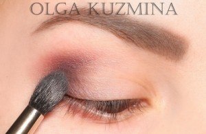 Макияж на прогулку. Или на каждый день. Этот макияж подходит для карих глаз. 01