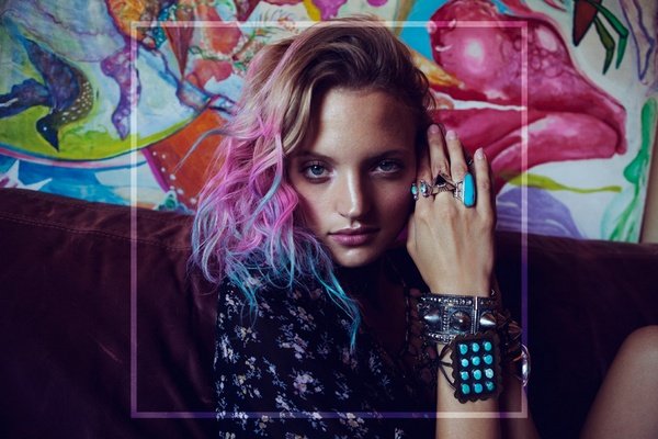 Окрашивание в голубые волосы. 03