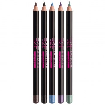 Карандаши для глаз должны быть на два-три тона темнее, чем цвета радужки. 01