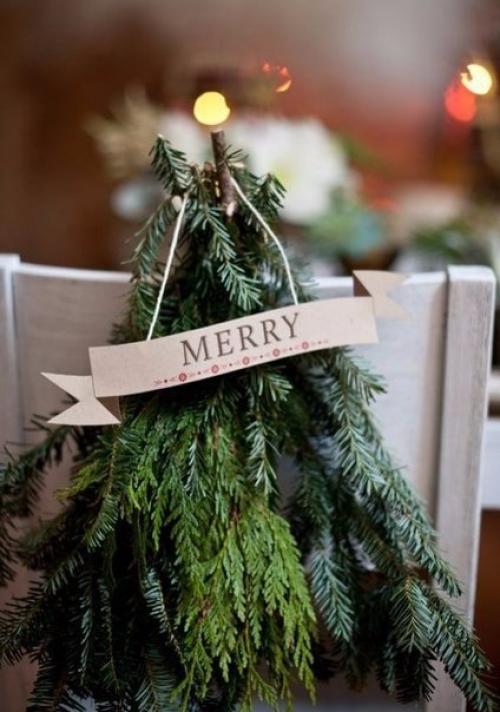 Счастье - это зимняя ночь в уютном доме, снегопад за окошком, запах ели, теплый чай и любимая музыка. 03