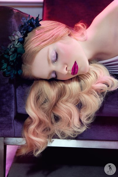 Роскошный макияж для маленького черного платья! 01