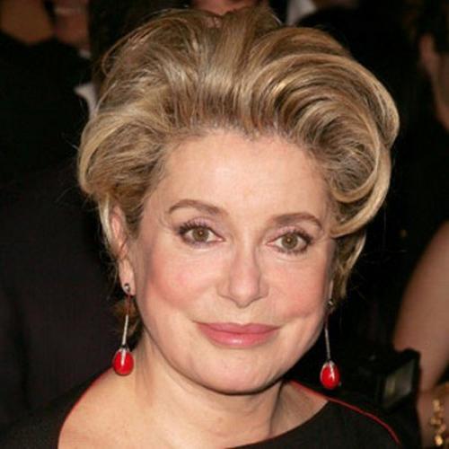 Катрин Денев Глаза. Катрин денев.
73-Летняя актриса рассказала о своих бьюти - привычках.