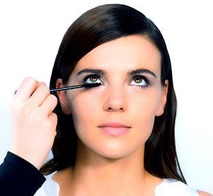 Макияж невесты].  В день своей свадьбы ты должна сиять с утра и до поздней ночи. 07