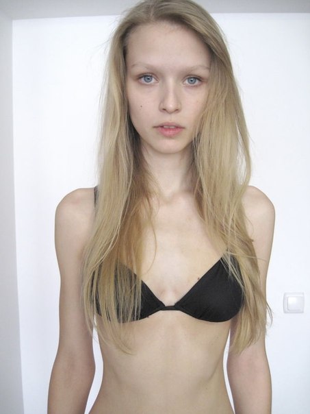 В модельном бизнесе, как и в любом другом, есть свои «каноны». 08