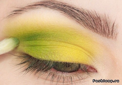 Желто-зеленый летний макияж. 04 Желто-зеленый летний макияж. 04