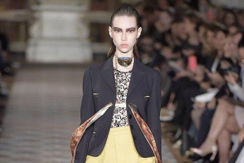 Dior Cruise 2017: макияж с показа и первые кадры осенней коллекции макияжа. 06