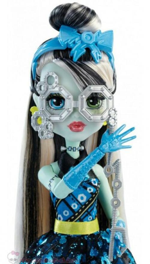 Промо - фото дракулауры и Френки Штейн Welcome to Monster High: Photobooth Ghouls. 03 Промо - фото дракулауры и Френки Штейн Welcome to Monster High: Photobooth Ghouls. 03