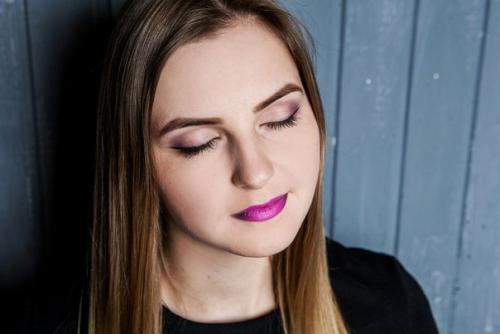 Внимание!  Девушки, для вас в центре есть курс макияж для себя? 02