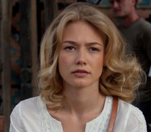 Светлые головы: самые яркие блондинки отечественного кино. 08