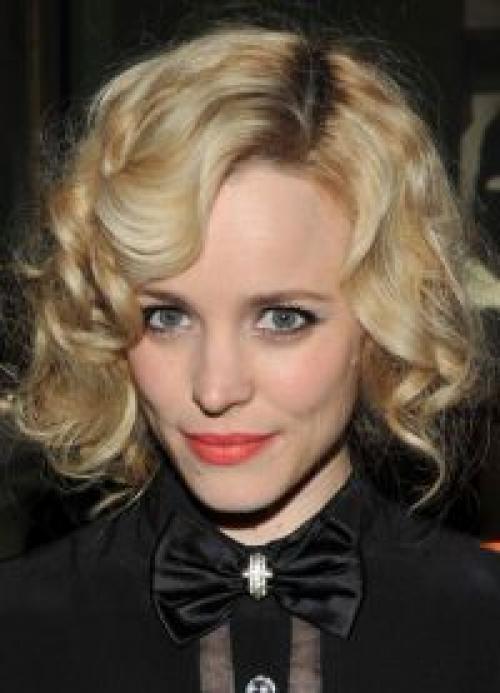 Стили причесок.  Меняются эпохи, и вместе с ними происходит изменение различных тенденций и веяний моды. 07