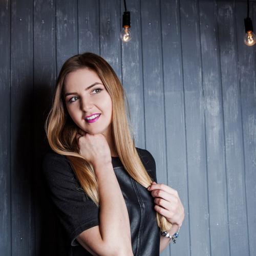 Внимание!  Девушки, для вас в центре есть курс макияж для себя? 01