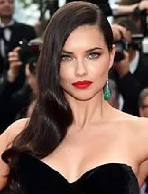 Красная помада: создай идеальный Look! 05